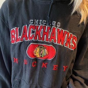 Blackhawks Hoodie - Men’s size M